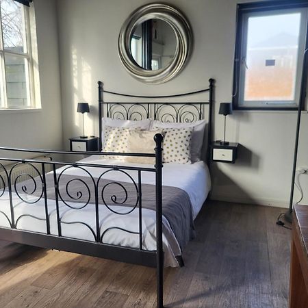 Luxe Bloemenzicht 4 Personen, Bnb, 10 Minuten Van Zee Breezand Bagian luar foto